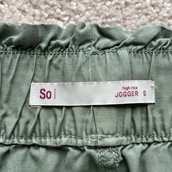 SO Green High Rise Dress Joggers - Picture 10 of 10